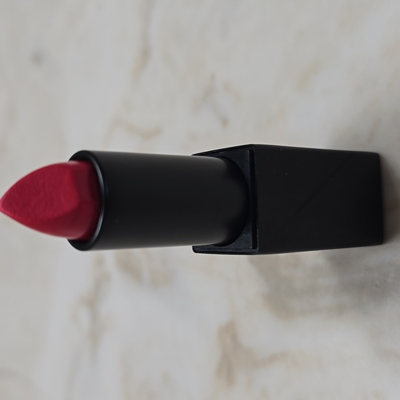 NWOB Nars Annabella Lipstick - Picture 1 of 5